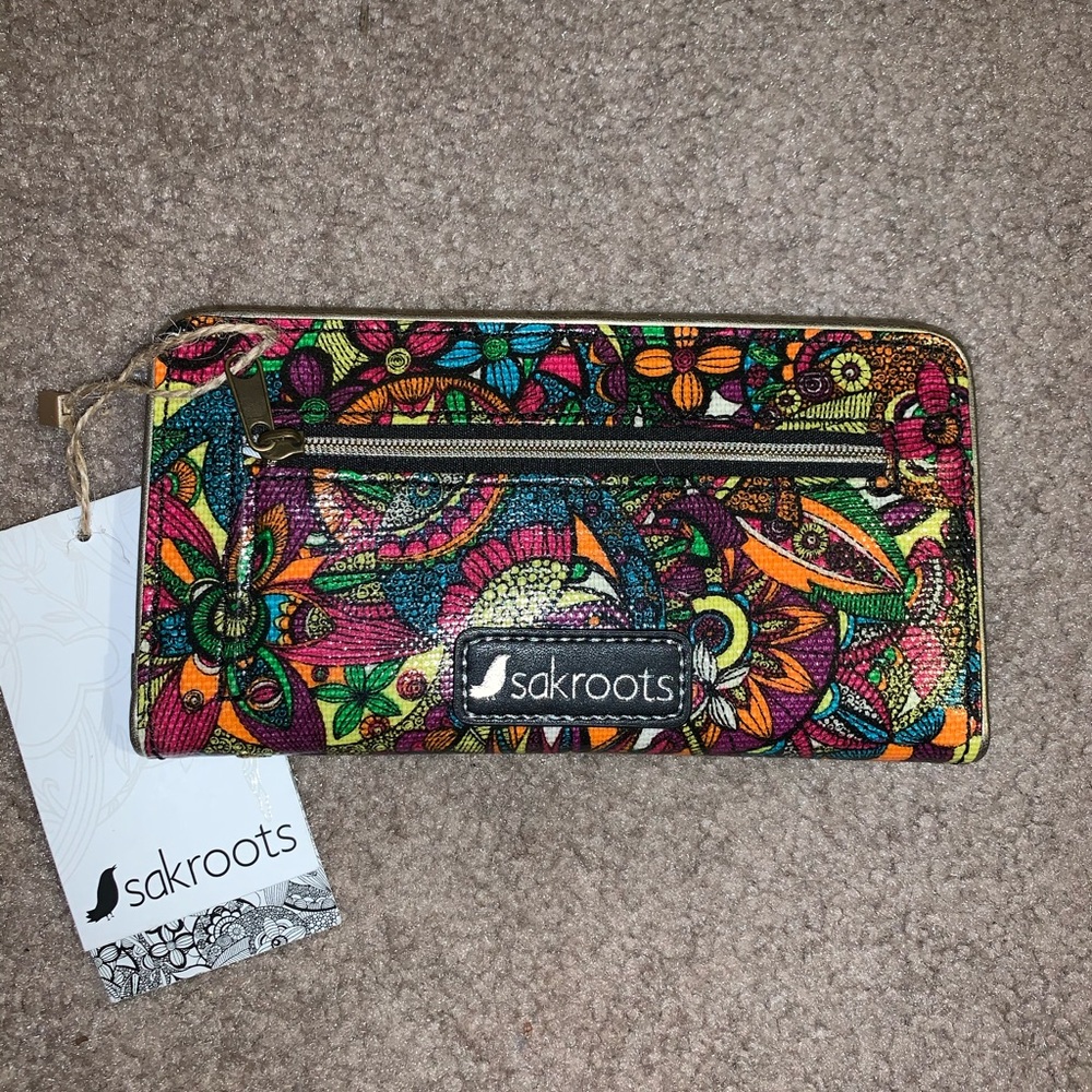 NWT Sakroots wallet